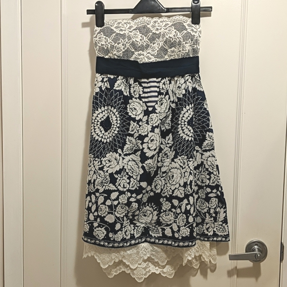 Navy Blue Floral and Lace Tube Dress